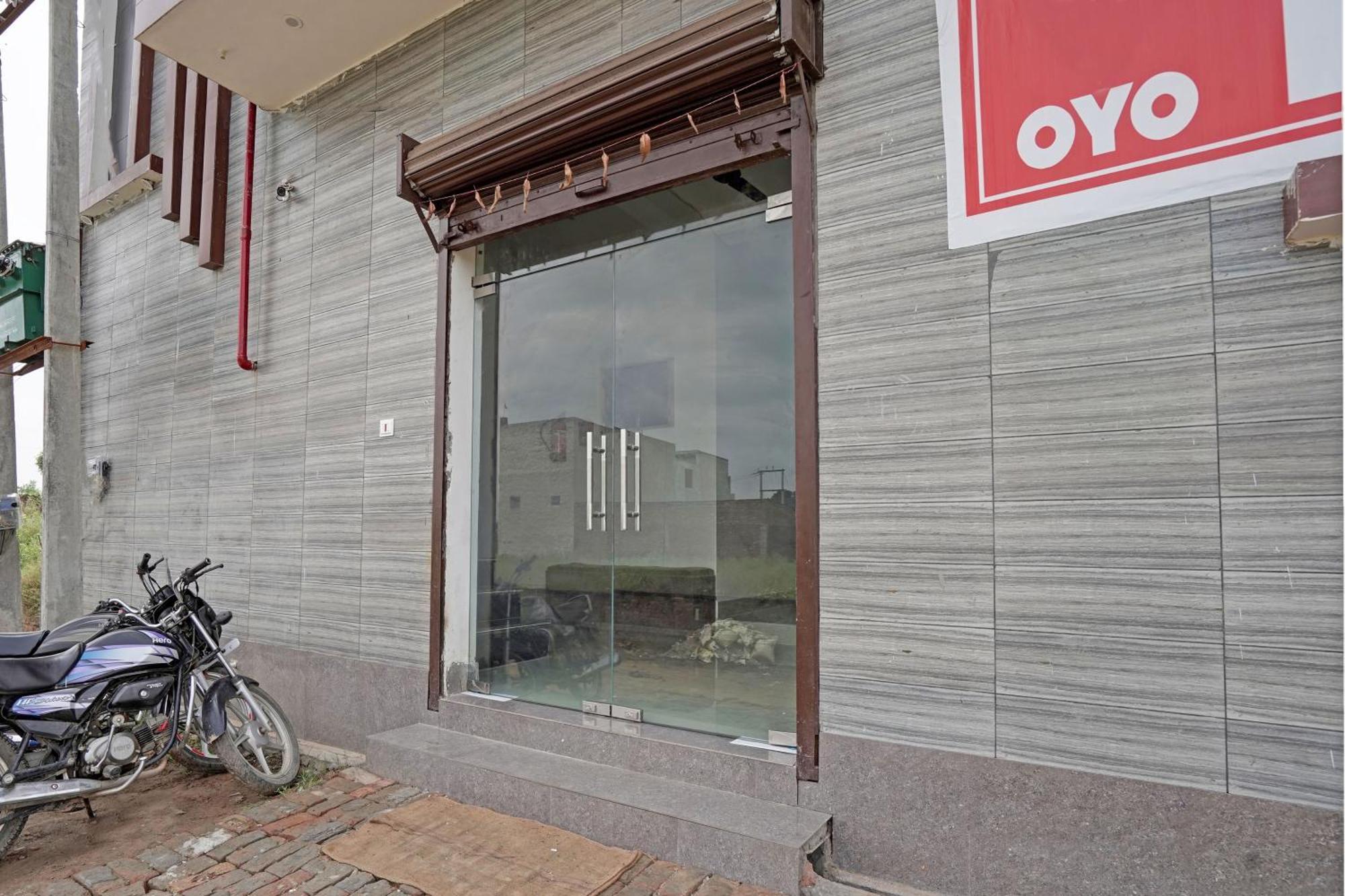 Hotel O Sky Touch Hotel Baghpat Exterior photo