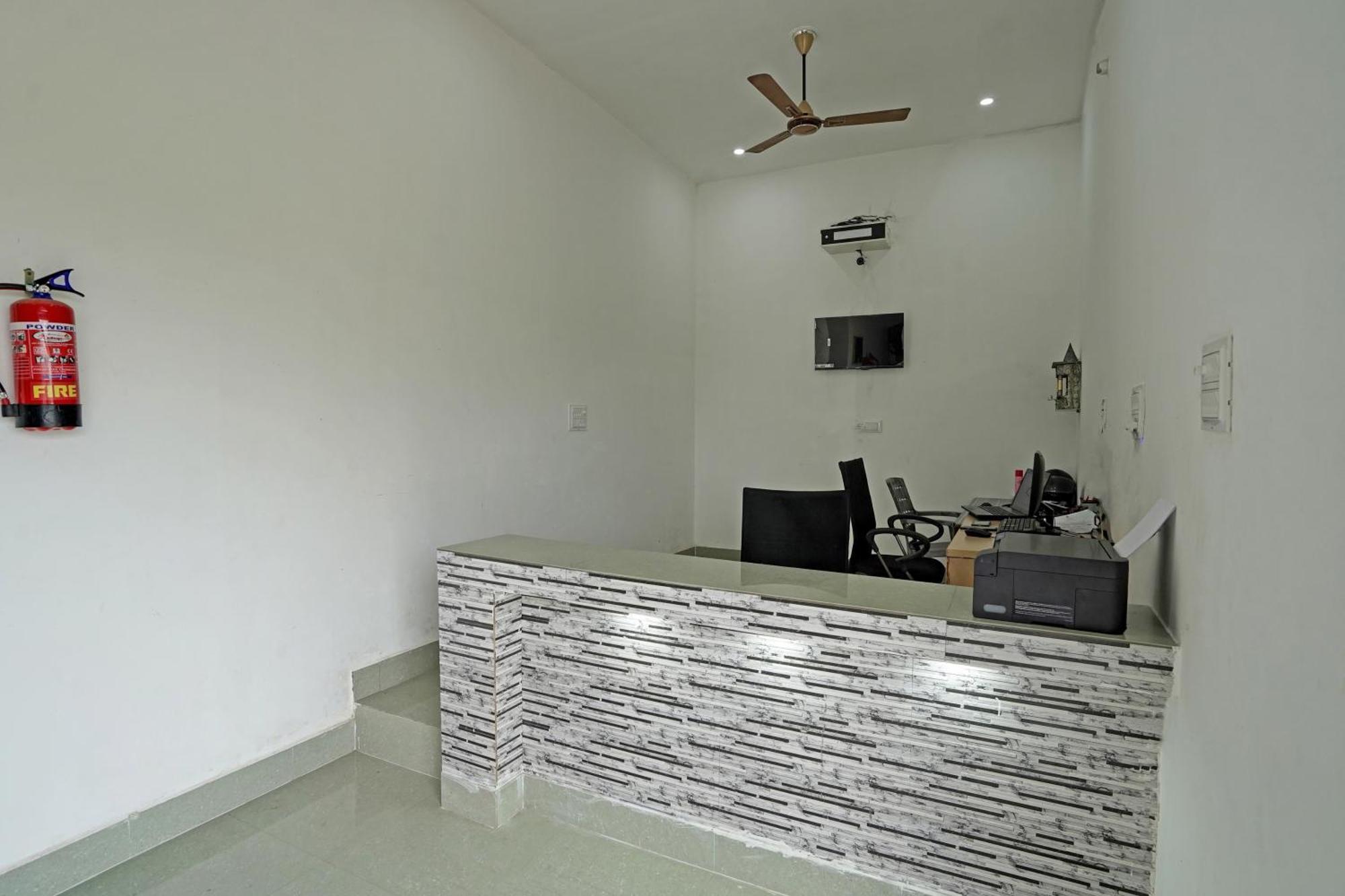 Hotel O Sky Touch Hotel Baghpat Exterior photo